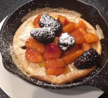 Dutch Baby Pancakes with Fruit